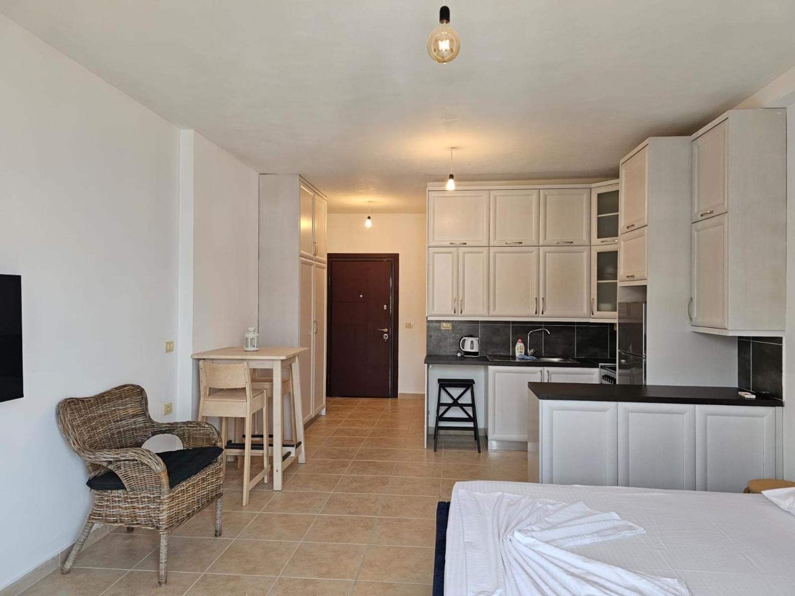 Apartments Blue Horizons Sarande Exterior photo