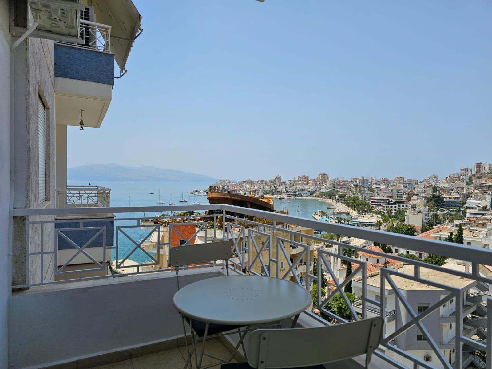 Apartments Blue Horizons Sarande Exterior photo